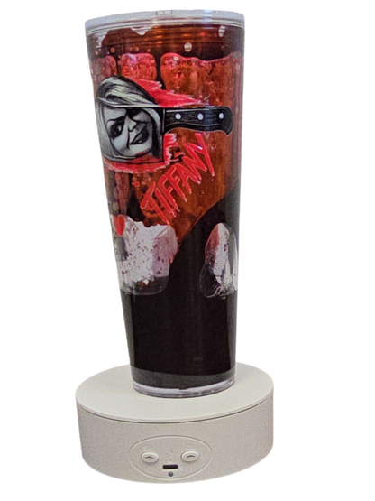 Chucky & Tiffany 24oz Halloween Snowglobe Tumbler with Straw / Gobelet d’Halloween Chucky & Tiffany 24oz avec paille