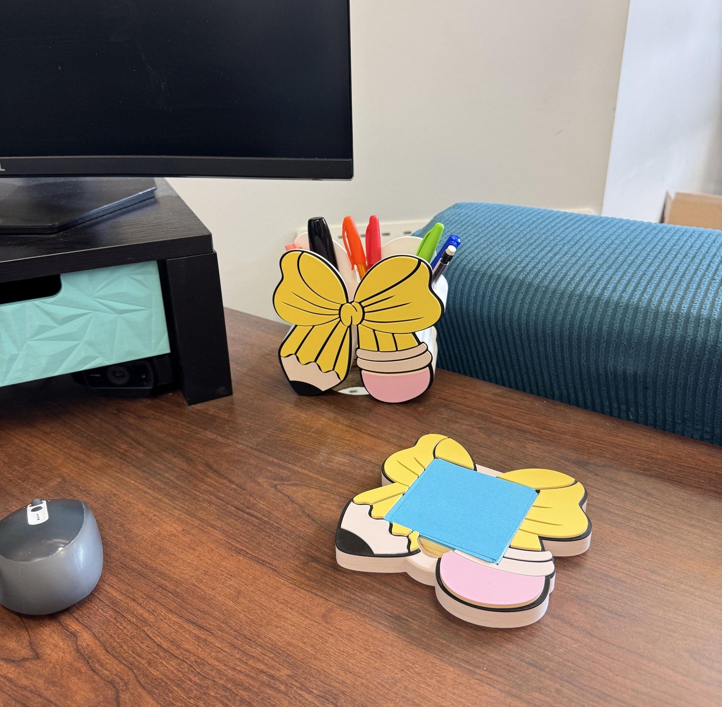 Pencil Bow Pen Holder, Sticky Note Holder & Can Opener, Teacher Appreciation Gift Set, 3D Printed Desk Accessory for Classroom Office + Home