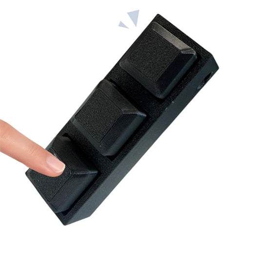 All-Black Triple-Sensory Spike Fidget Keychain – Silent Keycaps – 3"×1"×0.9" Stim Stick / Porte-clés Fidget Noir Intégral à Pointes – Touches Silencieuses