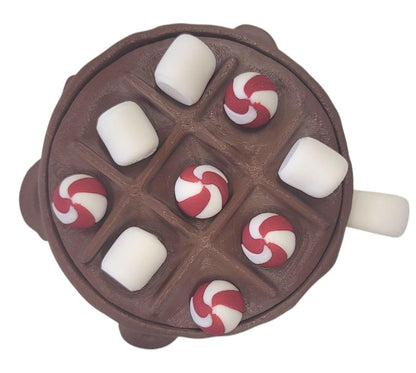 Hot Chocolate Tic-Tac-Toe Board Game – Marshmallow & Peppermint Pieces/Jeu de Tic-Tac-Toe Chocolat Chaud – Guimauves & Menthes