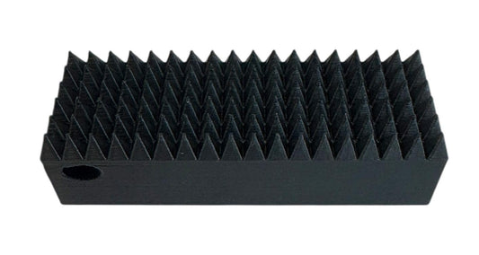 All-Black Triple-Sensory Spike Fidget Keychain – Silent Keycaps – 3"×1"×0.9" Stim Stick / Porte-clés Fidget Noir Intégral à Pointes – Touches Silencieuses