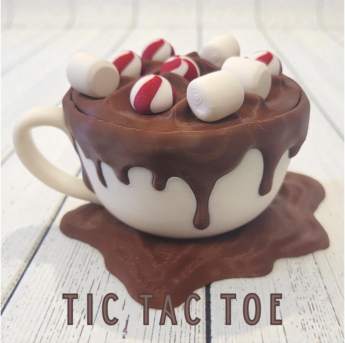 Hot Chocolate Tic-Tac-Toe Board Game – Marshmallow & Peppermint Pieces/Jeu de Tic-Tac-Toe Chocolat Chaud – Guimauves & Menthes
