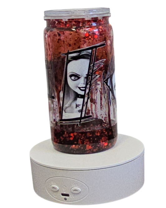 Tiffany Bride of Chucky 16oz Halloween Snowglobe Tumbler with Straw / Gobelet d’Halloween Tiffany 16oz avec paille