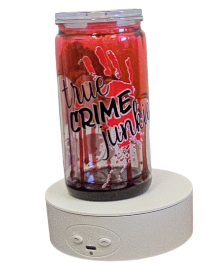 True Crime Junkie 16oz Blood Drip Halloween Snowglobe Tumbler with Straw / Gobelet d’Halloween True Crime Junkie 16oz Effet Sanglant avec paille